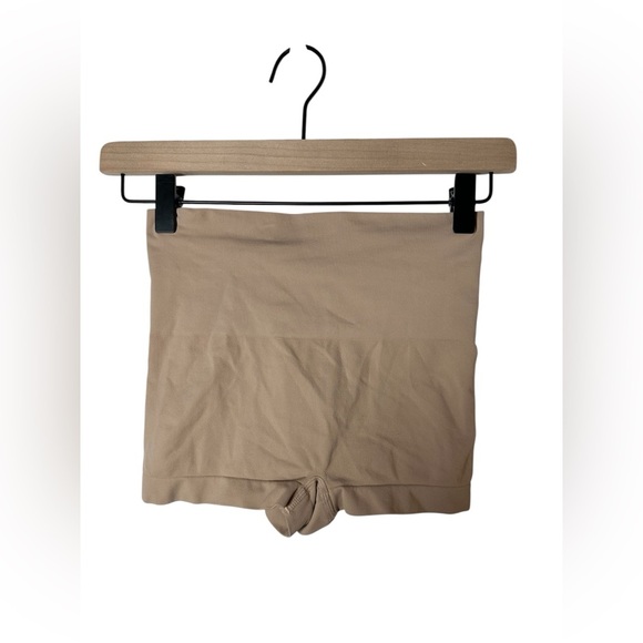 Spanx Women’s Shorts Small Nude High Waist Shapewear - Picture 3 of 4